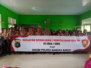 Sikum Polres Bangka Barat Melaksankan Kegiatan Penyuluhan Hukum SMAN 1 Jebus