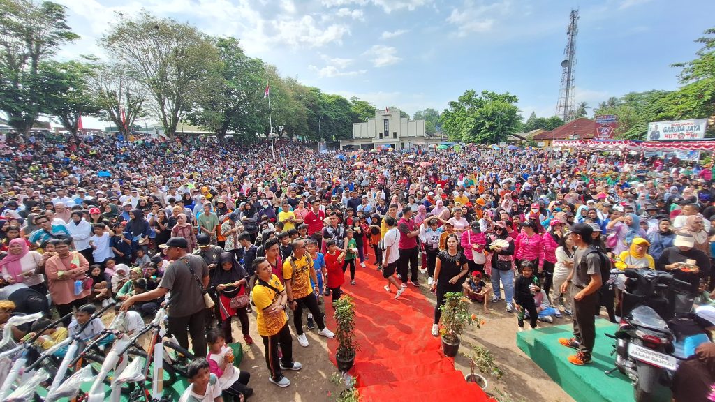 Jalan Santai Garuda Jaya HUT TNI ke-79 Menjadikan Belitung Lautan Manusia