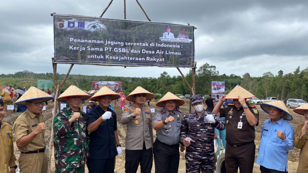 Kapolres Bangka Barat Hadiri Penanaman Jagung Serentak 1 Juta Hektare