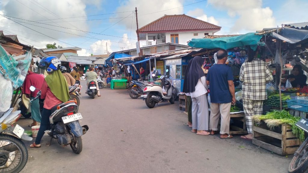 Pasar Toboali di Serbu Pembeli Ramadhan Pertama