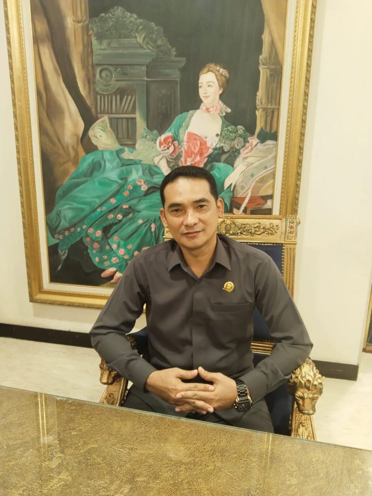 Ferry Anggota DPRD Provinsi Babel Angkat Bicara Terkait Dugaan Pungli Yang Di Lakukan Herman Susanto ( Aming )